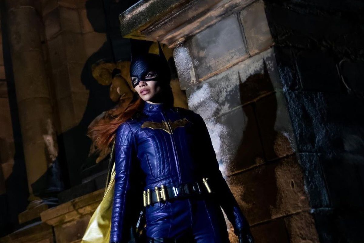 WB Discovery Putuskan Menghentikan Proyek Batgirl